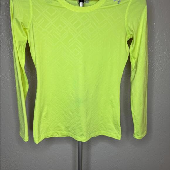 Under Armour Women's Long Sleeve Neon Yellow Activewear Top Size XSmall - Picture 1 of 6